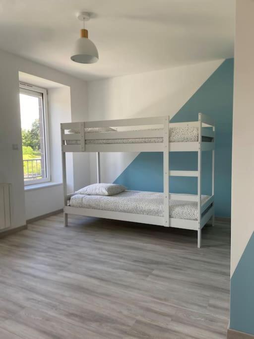 Apartament A L'Ancienne Ecole Saint-Ours  Zewnętrze zdjęcie